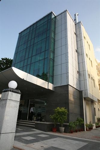 The Lotus Apartment Hotel, Burkit Road Chennai Exterior photo